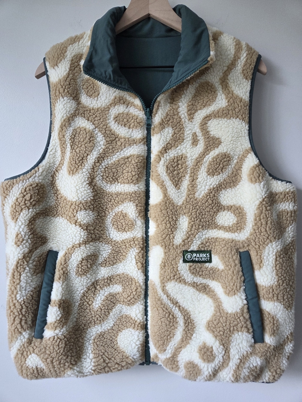 Parks Project Yellowstone Geyser Reversible Vest Unisex Size Medium - Picture 5 of 9